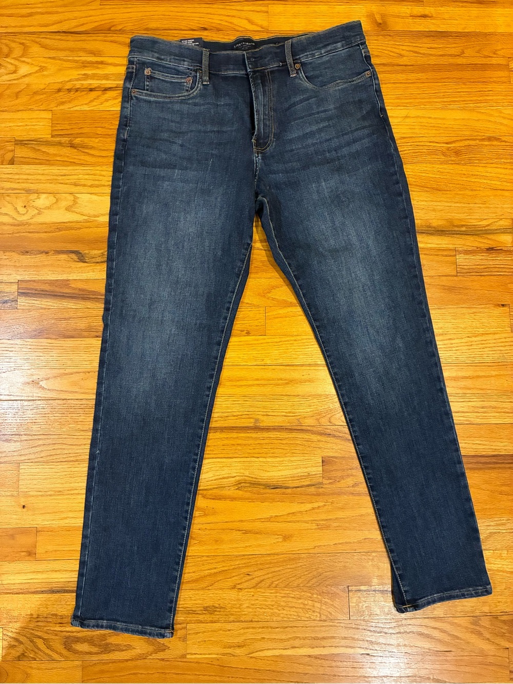 NWT Lucky Brand 412 Athletic Slim Men’s jeans - dark wash, 36x34